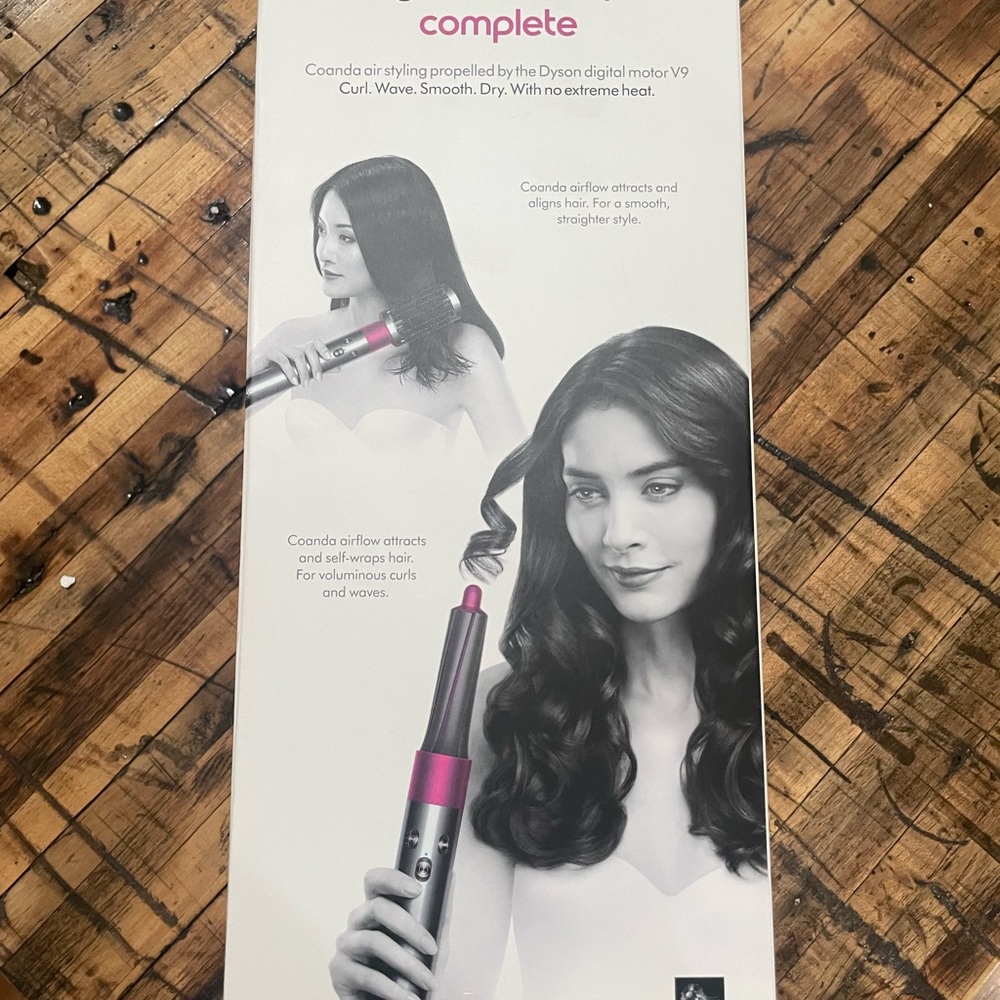 Like New Dyson Airwrap Complete
